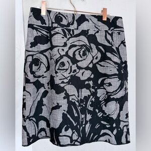 Ann Taylor Black Gray Floral Skirt Women Size 6